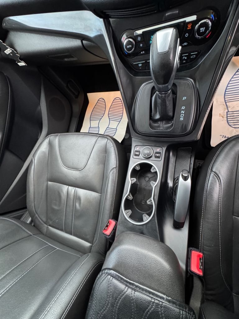 Used Ford Kuga 2015 for sale - 77307365: Photo 32