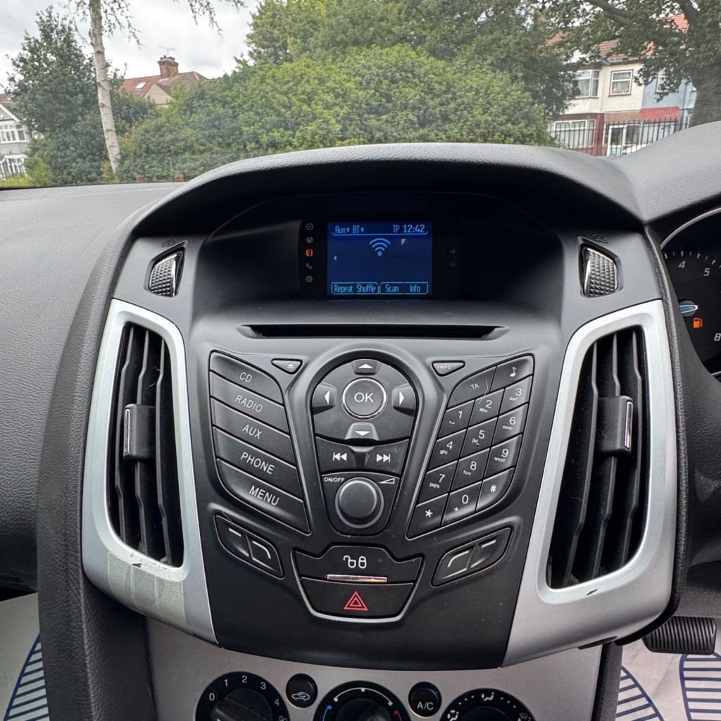 Vehicle 29