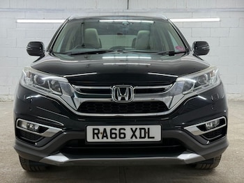 Used Honda CR-V 2017 for sale - 75877373: Photo