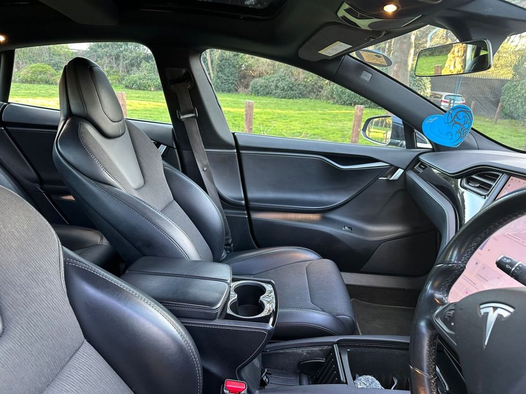 Used Tesla Model S 2018 for sale - 78124668: Photo 11