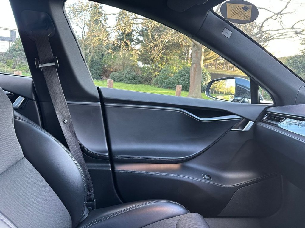 Used Tesla Model S 2018 for sale - 78124668: Photo 12