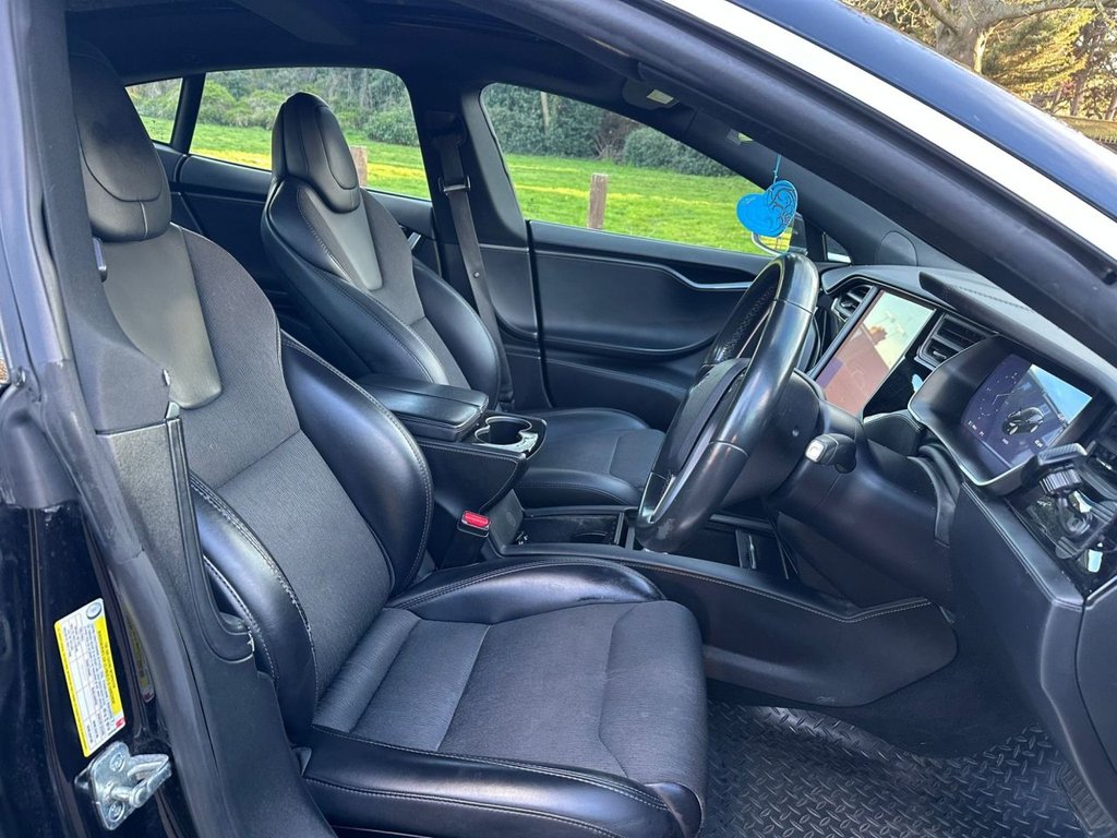 Used Tesla Model S 2018 for sale - 78124668: Photo 15
