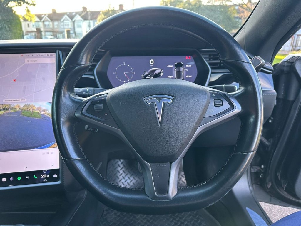 Used Tesla Model S 2018 for sale - 78124668: Photo 24