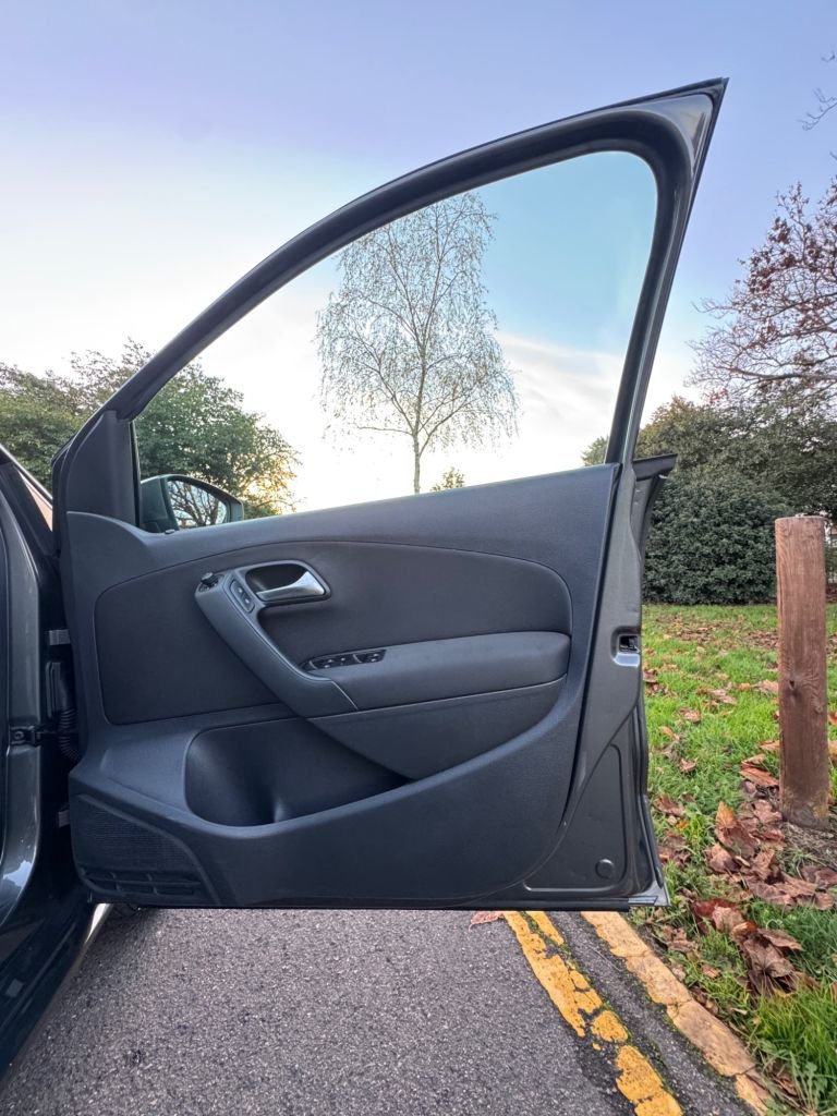 Used Volkswagen Polo 2013 for sale - 76665716: Photo 14