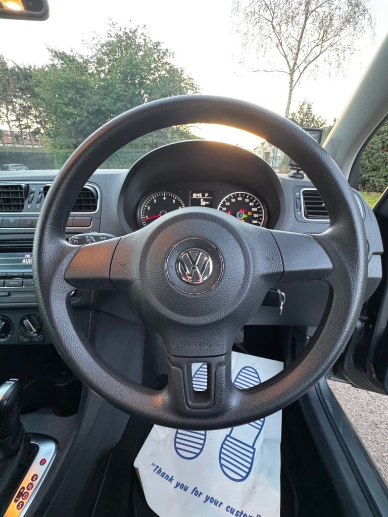 Used Volkswagen Polo 2013 for sale - 76665716: Photo 27