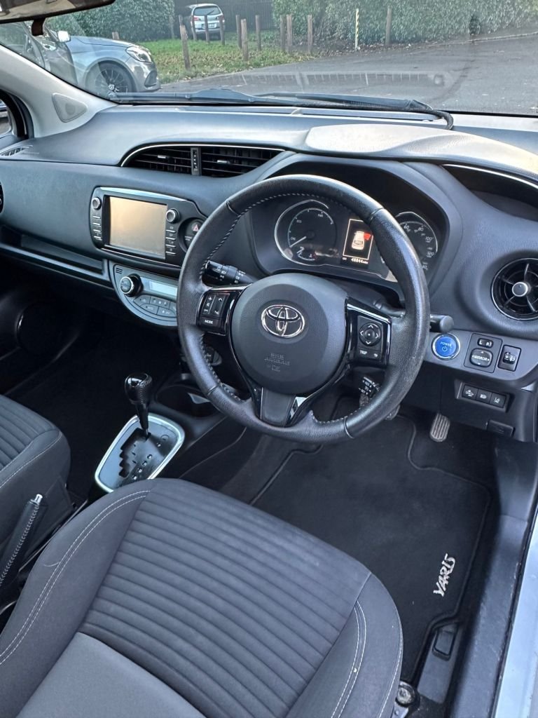 Used Toyota Yaris 2018 for sale - 76784082: Photo 11