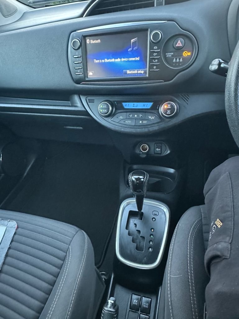 Used Toyota Yaris 2018 for sale - 76784082: Photo 28