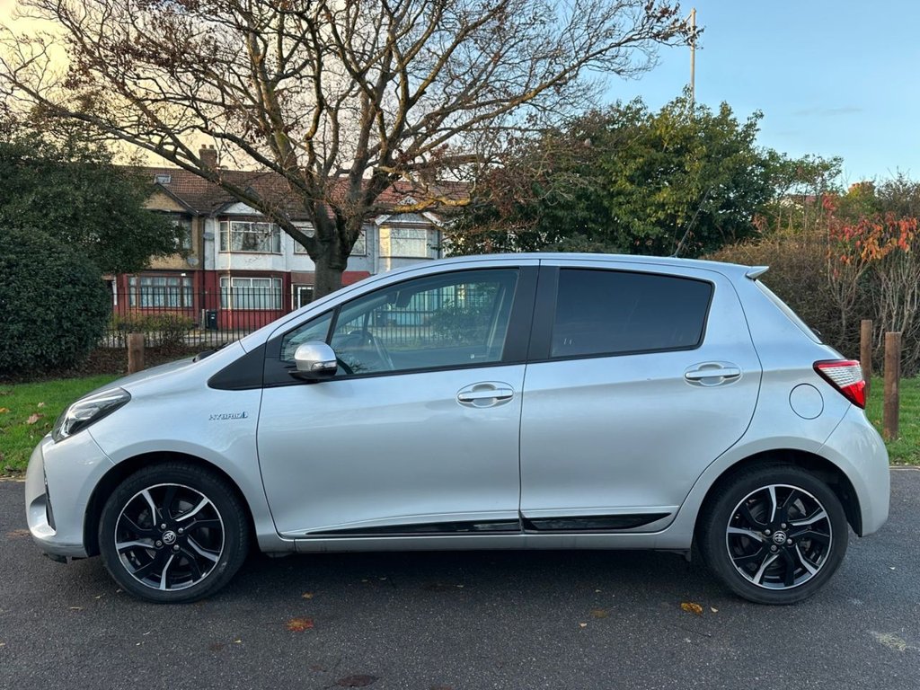 Used Toyota Yaris 2018 for sale - 76784082: Photo 5