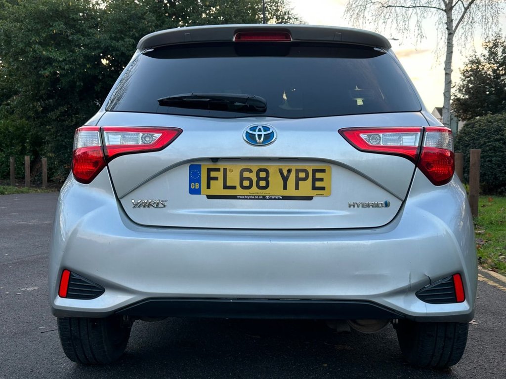 Used Toyota Yaris 2018 for sale - 76784082: Photo 8