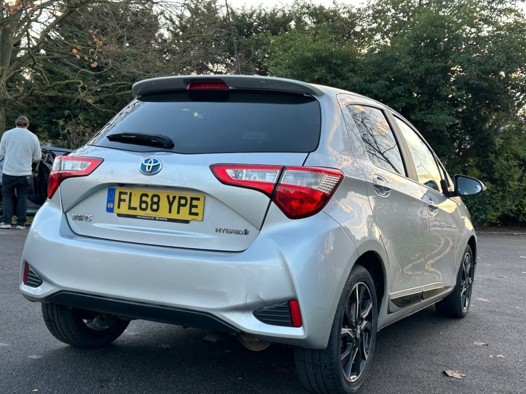 Used Toyota Yaris 2018 for sale - 76784082: Photo 9