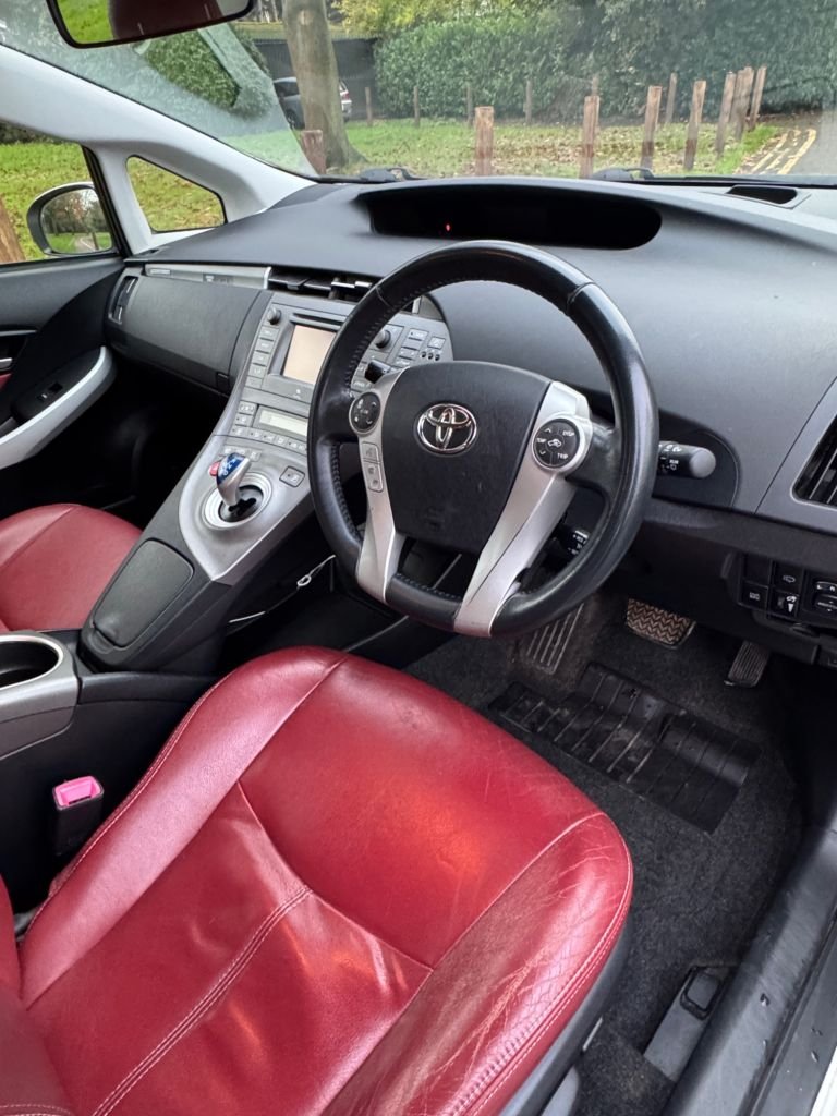Used Toyota Prius 2014 for sale - 76841383: Photo 10