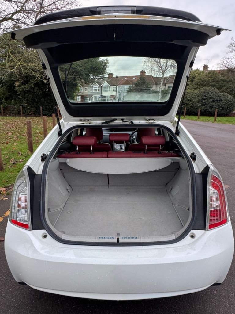 Used Toyota Prius 2014 for sale - 76841383: Photo 23