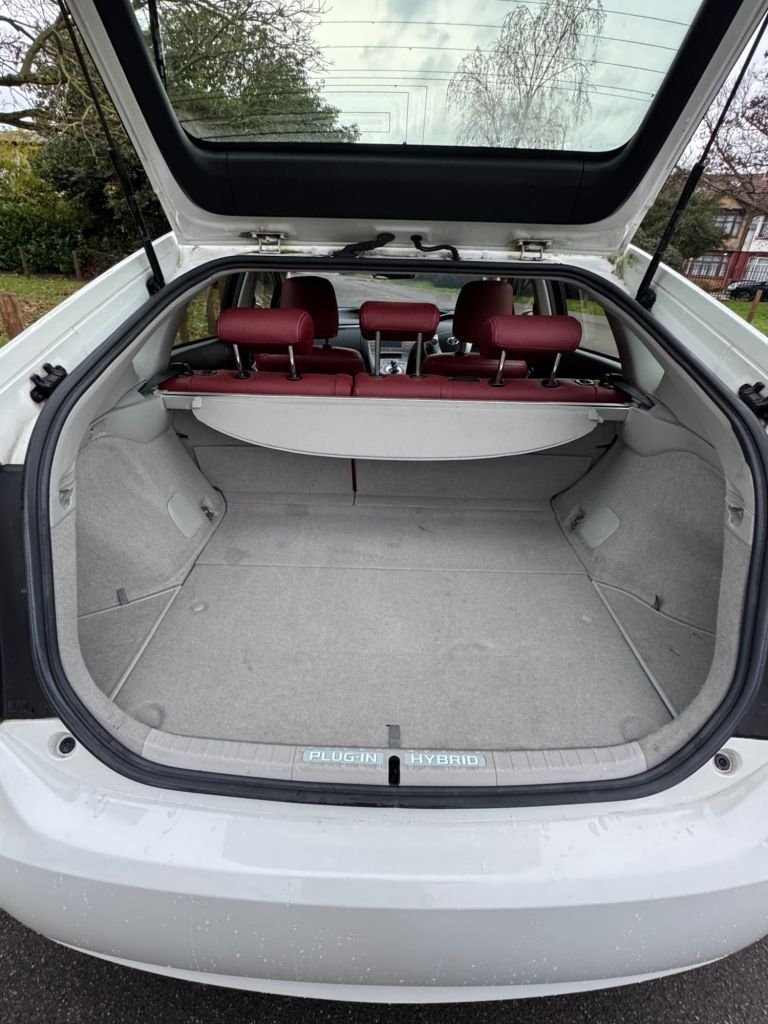 Used Toyota Prius 2014 for sale - 76841383: Photo 24