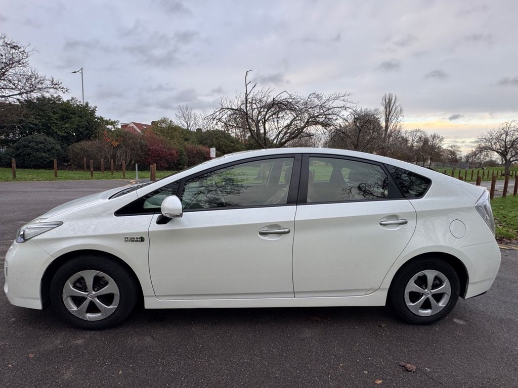 Used Toyota Prius 2014 for sale - 76841383: Photo 5