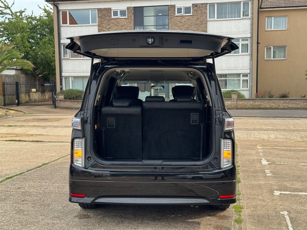 Used Nissan Elgrand 2025 for sale - 77507633: Photo 24