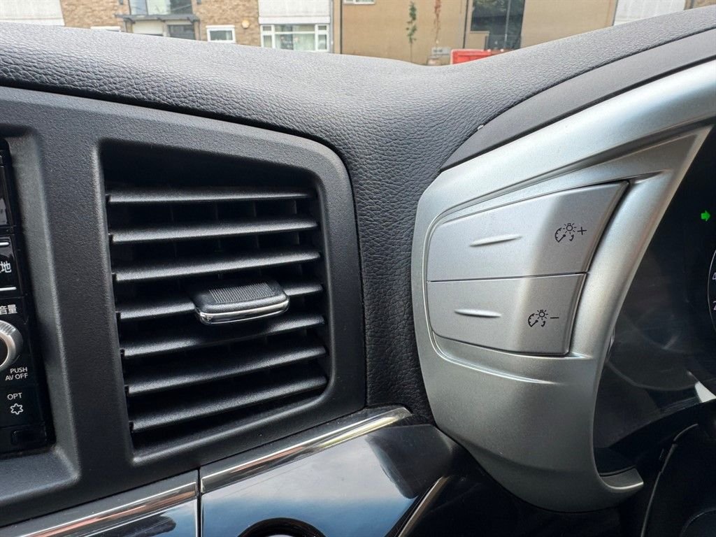 Used Nissan Elgrand 2025 for sale - 77507633: Photo 30