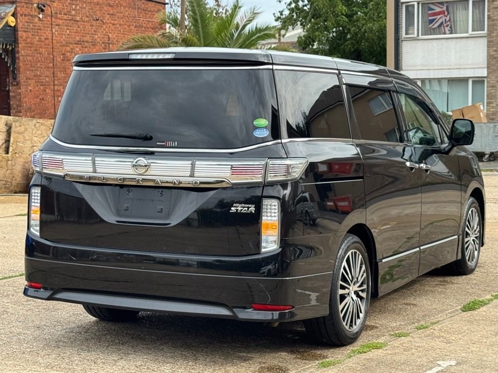 Used Nissan Elgrand 2025 for sale - 77507633: Photo 4