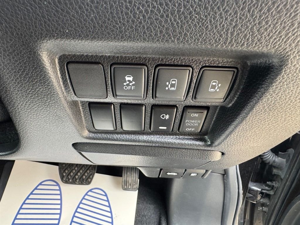 Used Nissan Elgrand 2025 for sale - 77507633: Photo 40