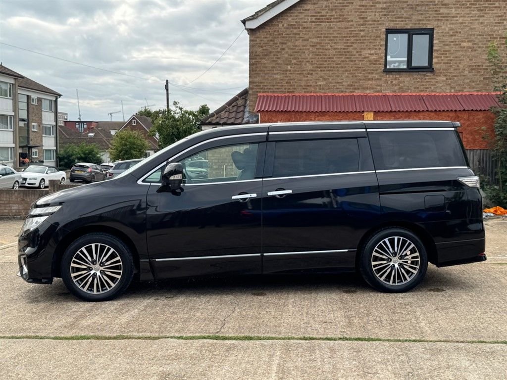 Used Nissan Elgrand 2025 for sale - 77507633: Photo 8