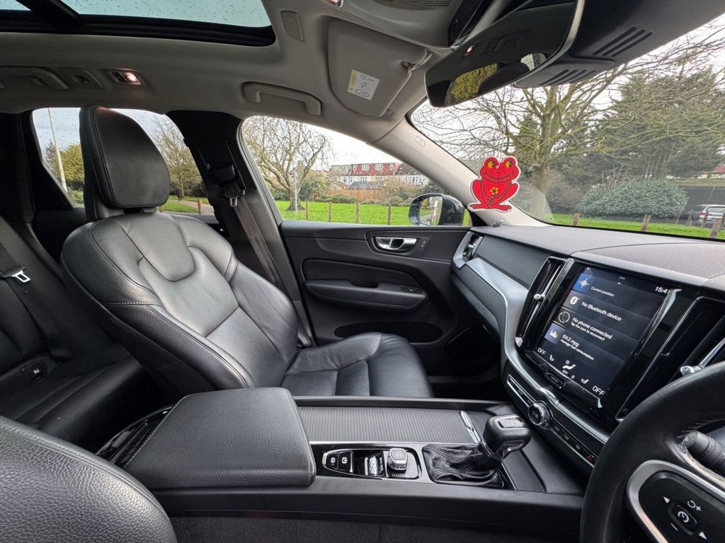 Used Volvo XC60 2018 for sale - 77521201: Photo 11