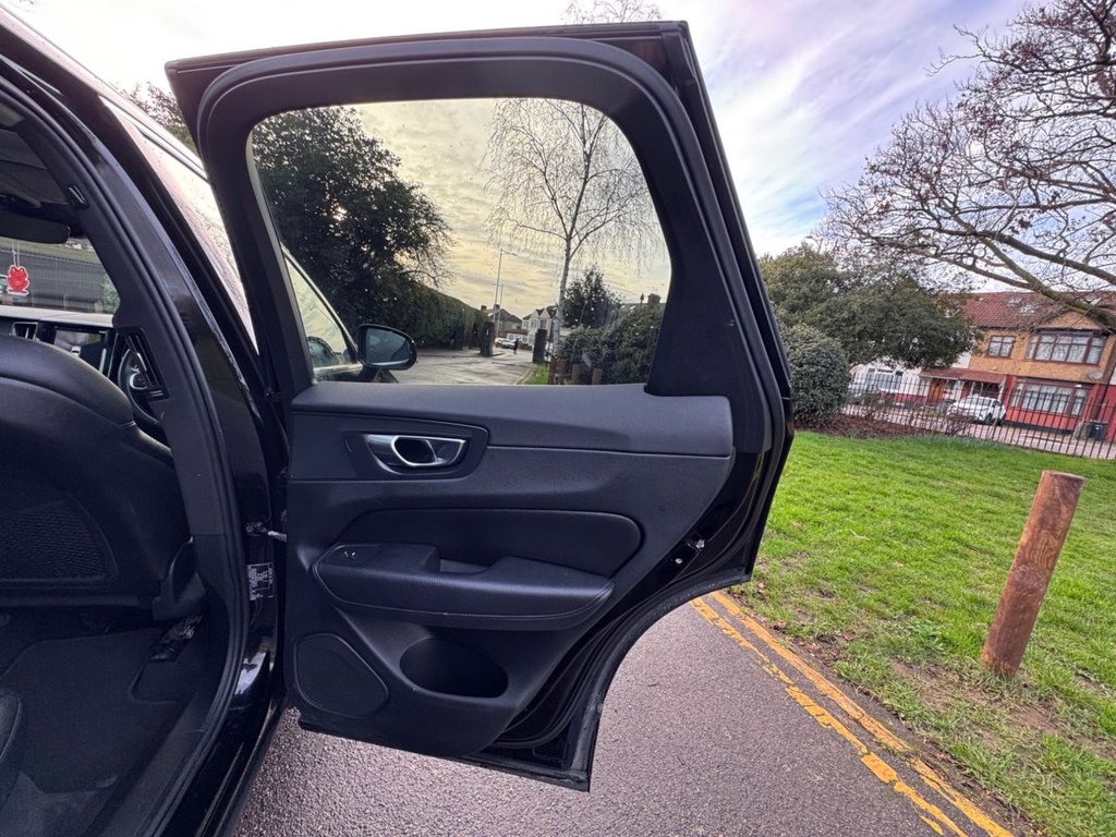 Used Volvo XC60 2018 for sale - 77521201: Photo 26