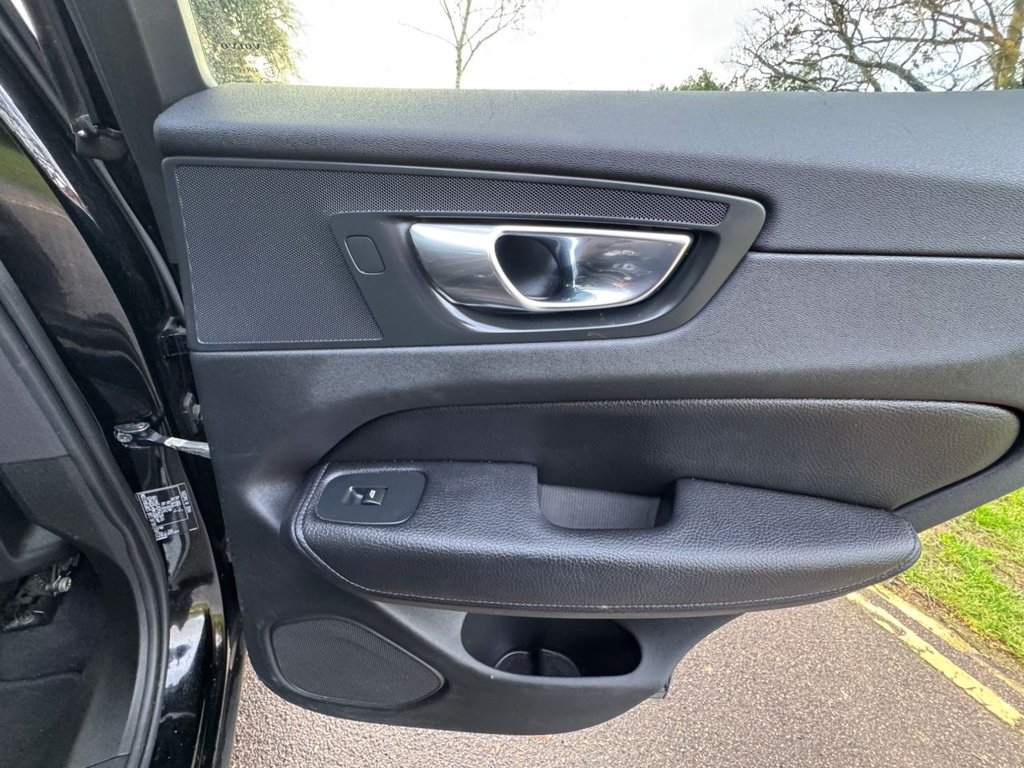 Used Volvo XC60 2018 for sale - 77521201: Photo 29