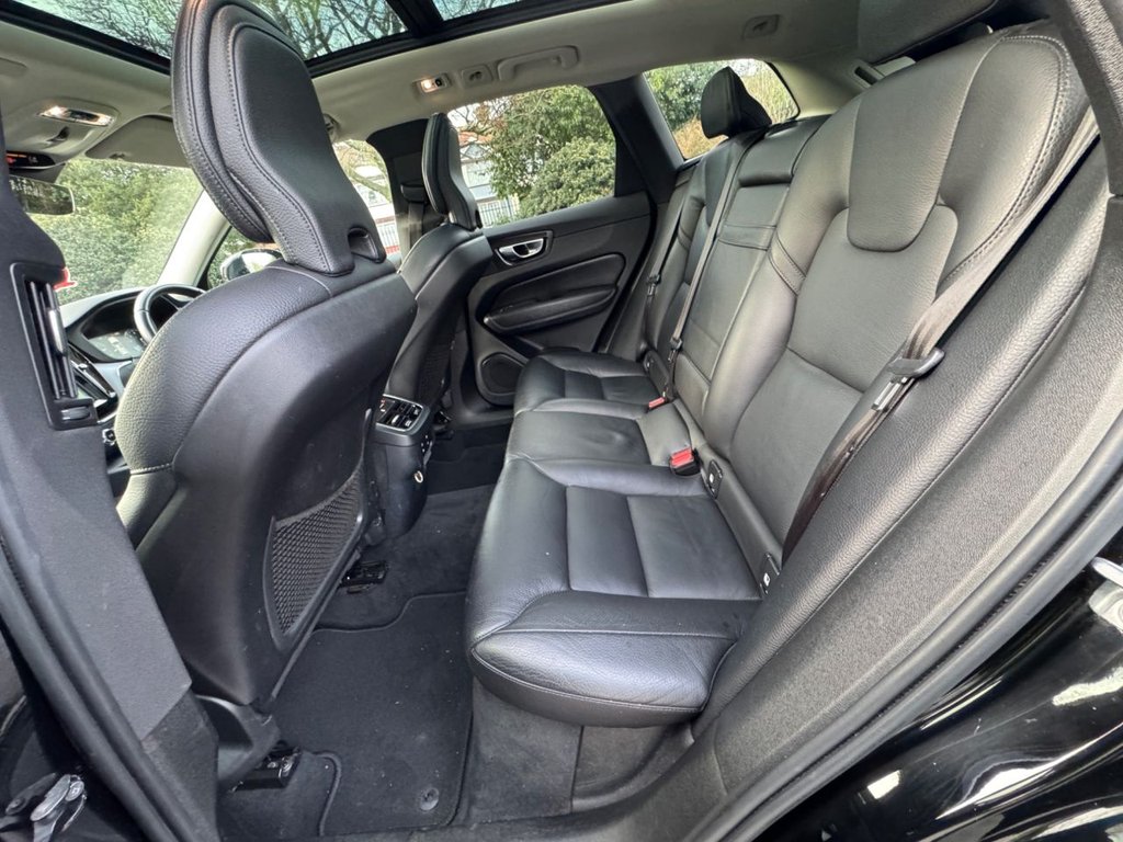 Used Volvo XC60 2018 for sale - 77521201: Photo 30