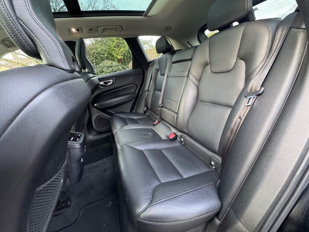 Used Volvo XC60 2018 for sale - 77521201: Photo 31