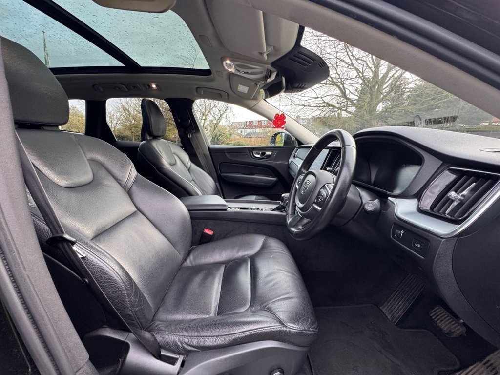 Used Volvo XC60 2018 for sale - 77521201: Photo 8