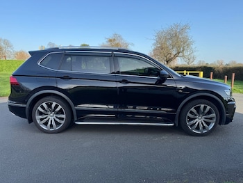 Used Volkswagen Tiguan Allspace 2019 for sale - 77765207: Photo