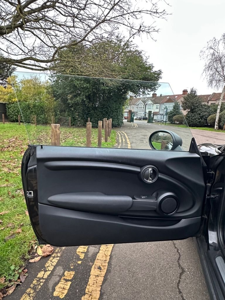 Used MINI Hatch 2015 for sale - 76934559: Photo 14