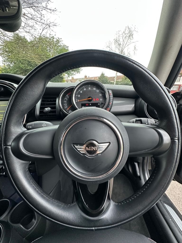 Used MINI Hatch 2015 for sale - 76934559: Photo 22