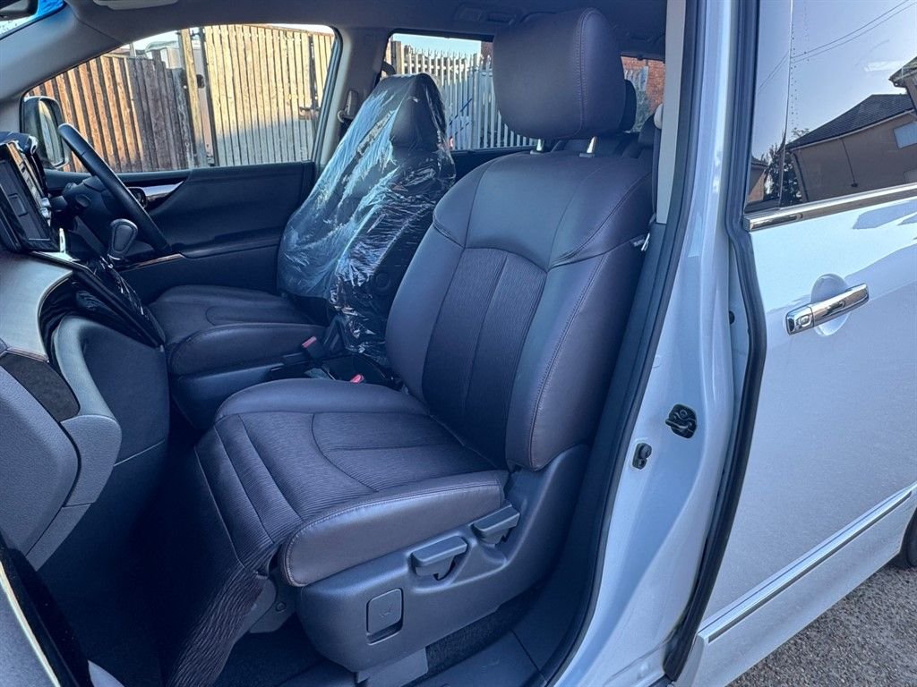 Used Nissan Elgrand 2023 for sale - 77464017: Photo 33