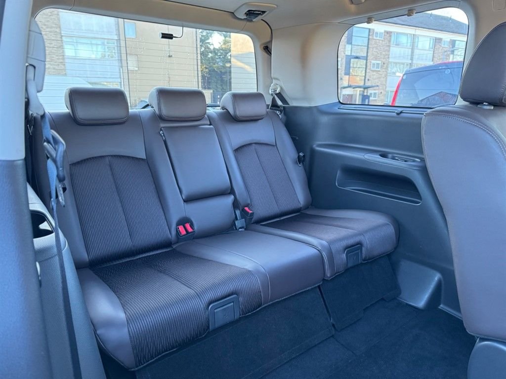 Used Nissan Elgrand 2023 for sale - 77464017: Photo 37