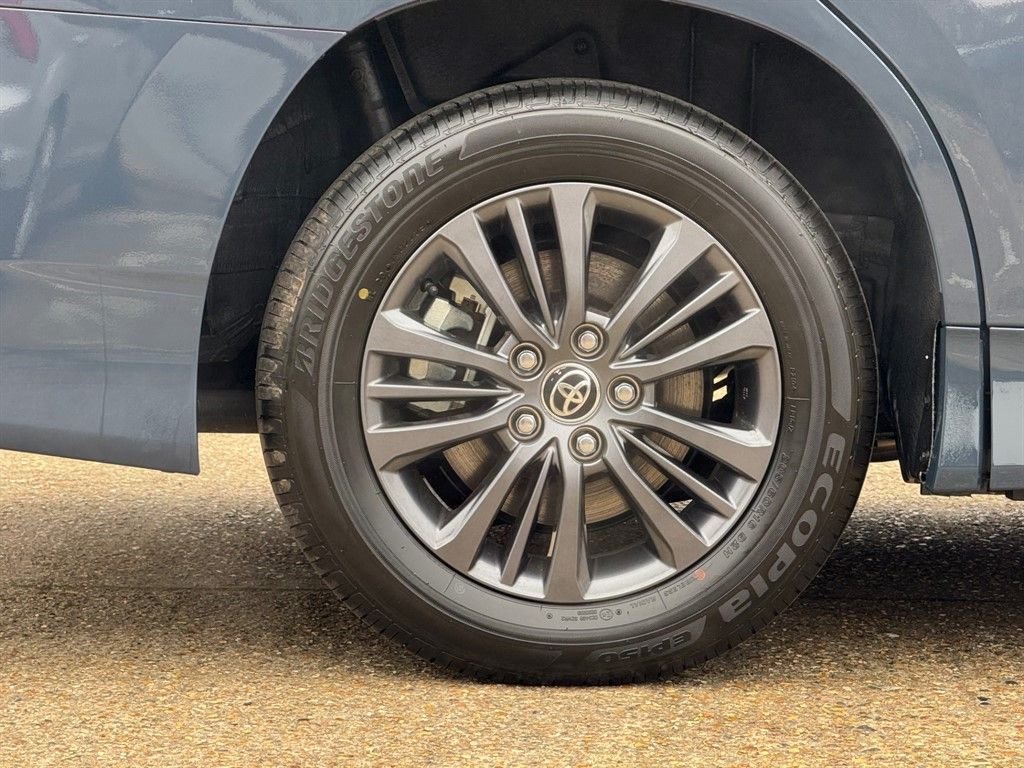 Used Toyota Voxy 2025 for sale - 77748848: Photo 30