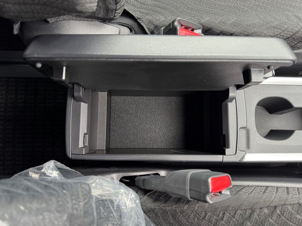 Used Toyota Voxy 2025 for sale - 77748848: Photo 41