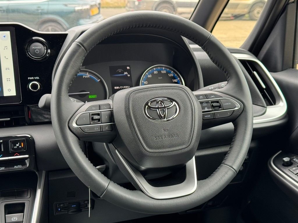 Used Toyota Voxy 2025 for sale - 77748848: Photo 49