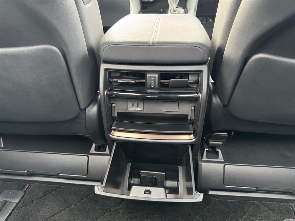 Used Toyota Alphard 2024 for sale - 77437290: Photo 24