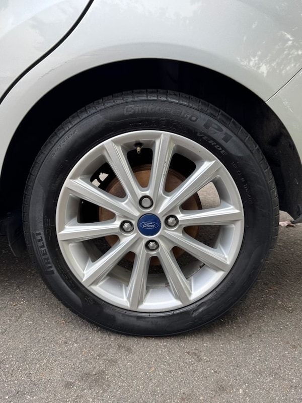 Used Ford B-MAX 2017 for sale - 76256509: Photo 23