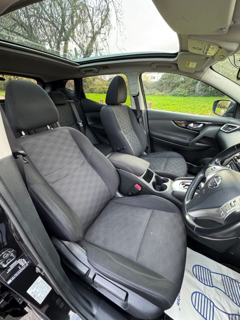 Used Nissan Qashqai 2017 for sale - 76570465: Photo 13