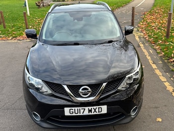 Used Nissan Qashqai 2017 for sale - 76570465: Photo