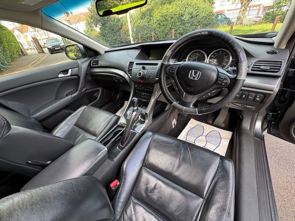 Used Honda Accord 2012 for sale - 76256522: Photo 12
