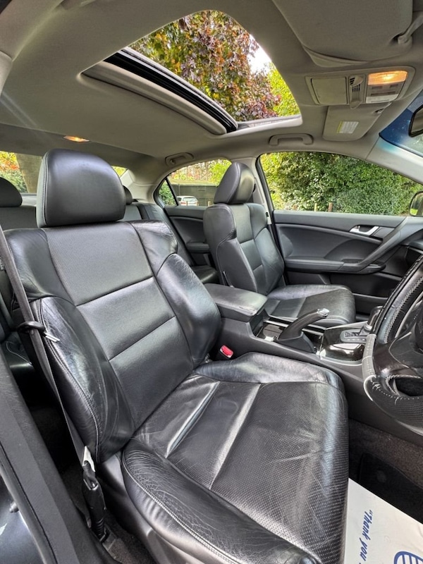 Used Honda Accord 2012 for sale - 76256522: Photo 13