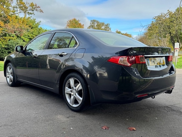 Used Honda Accord 2012 for sale - 76256522: Photo 6