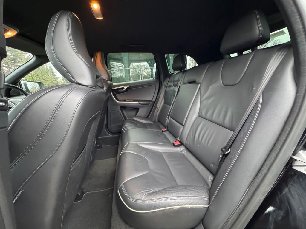 Used Volvo XC60 2015 for sale - 77792239: Photo 30