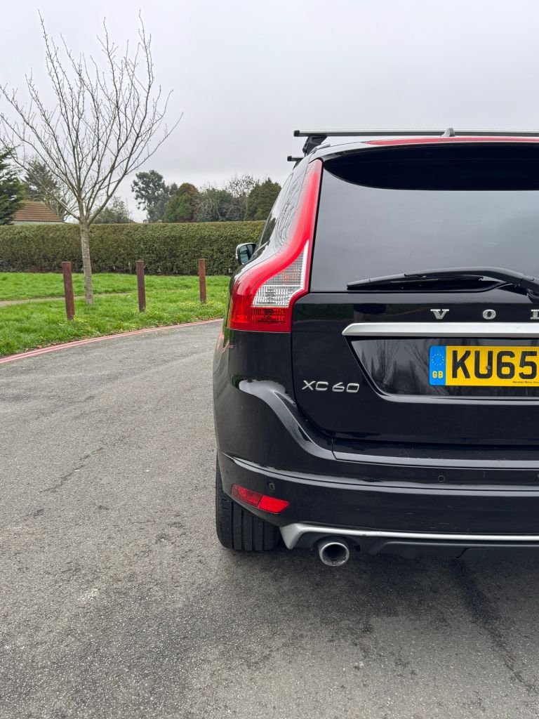 Used Volvo XC60 2015 for sale - 77792239: Photo 9