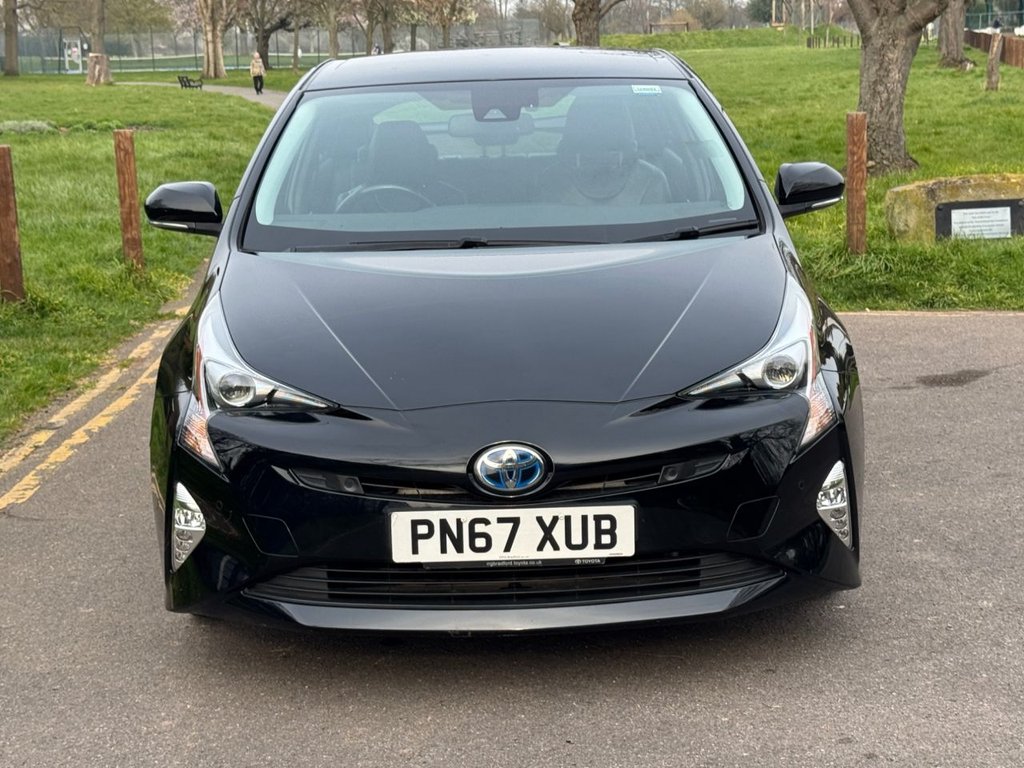 Used Toyota Prius 2017 for sale - 77991479: Photo 2