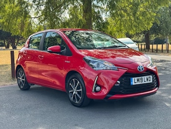 Used Toyota Yaris 2019 for sale - 79323048: Photo