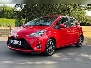 Used Toyota Yaris 2019 for sale - 79323048: Photo