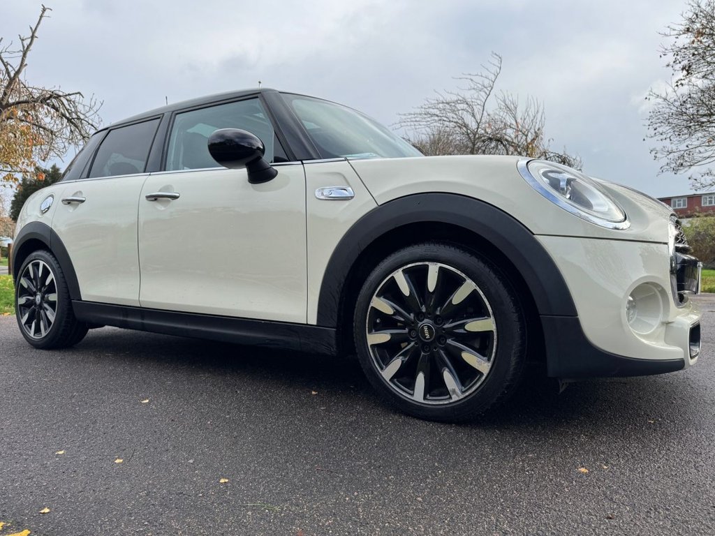 Used MINI Hatch 2017 for sale - 76632361: Photo 11